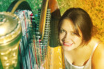 ClareBe is a professional harpist in San Diego, California.